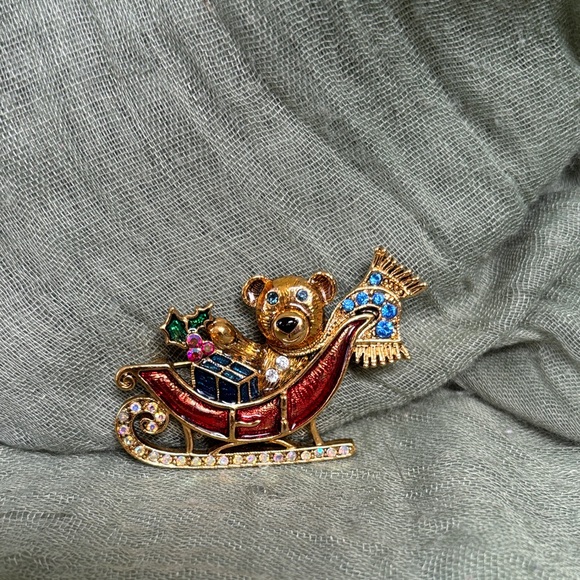 no brand Jewelry - Christmas Teddy Bear Sleigh Brooch